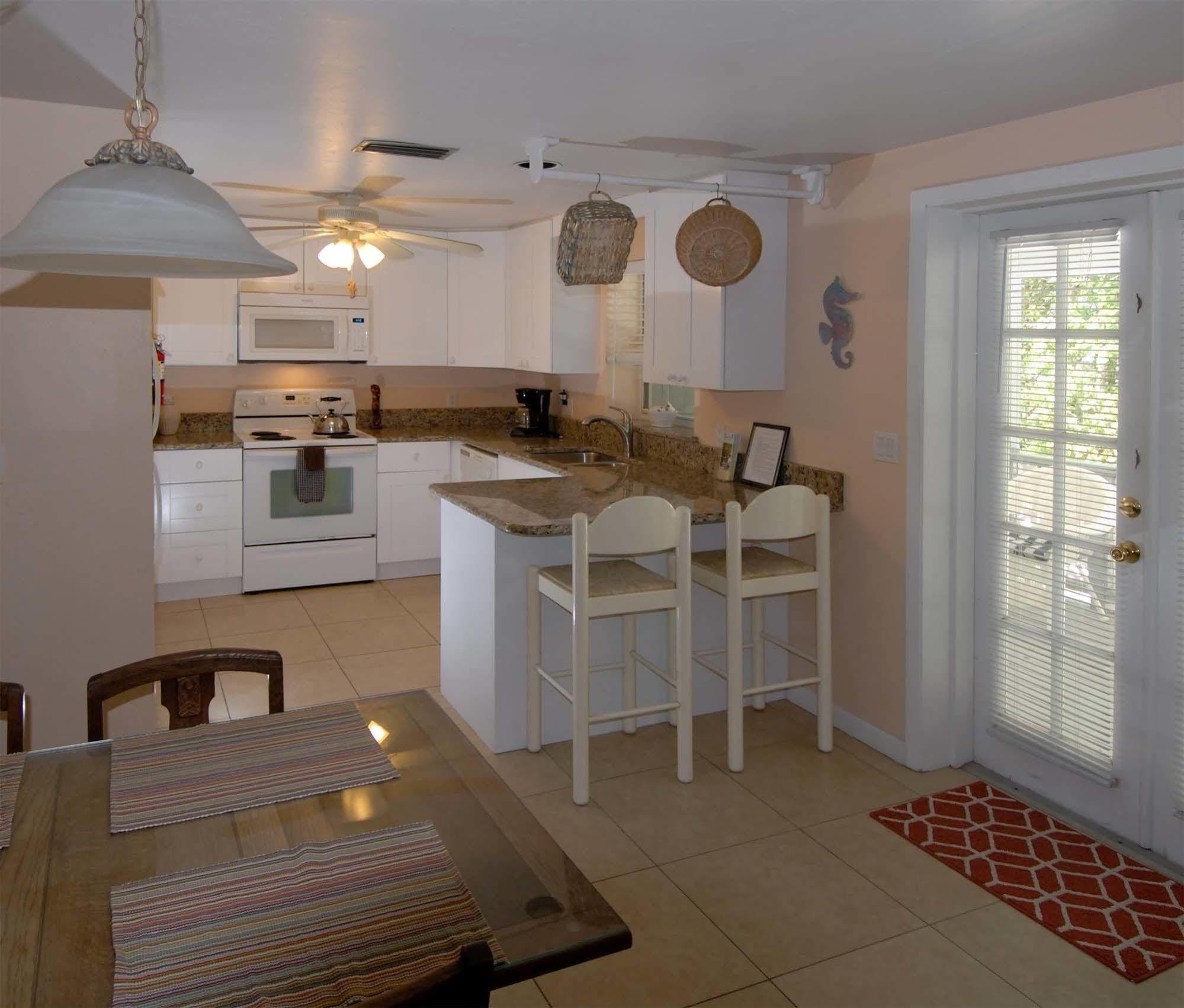 Seahorse Cottages - Adults Only Санібел Екстер'єр фото